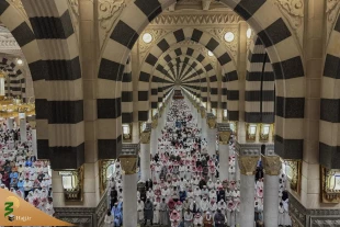 حضور گسترده نمازگزاران در آخرین شب قرآنی مسجدالنبی(ص) 2