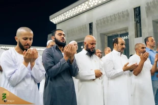 حضور گسترده نمازگزاران در آخرین شب قرآنی مسجدالنبی(ص) + عکس 3