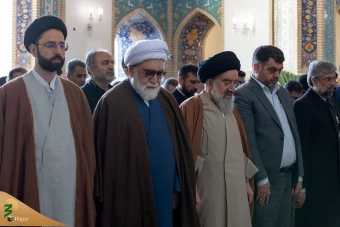 اقامه نماز عید فطر در حرم مطهر رضوی 24