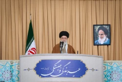 اقامه نماز عید فطر به امامت مقام معظم رهبری 17