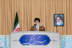 اقامه نماز عید فطر به امامت مقام معظم رهبری 18