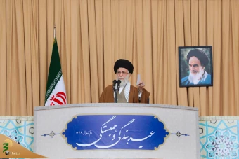 اقامه نماز عید فطر به امامت مقام معظم رهبری 18