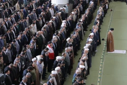 اقامه نماز عید فطر به امامت مقام معظم رهبری 33