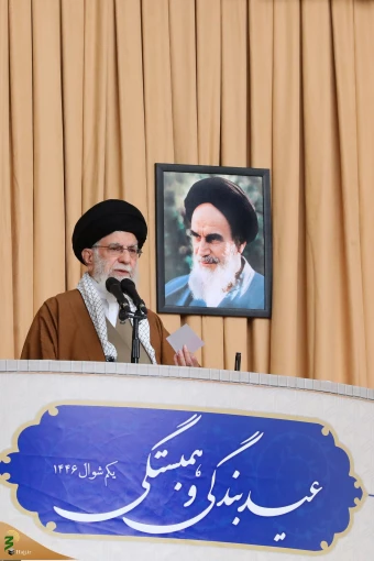 اقامه نماز عید فطر به امامت مقام معظم رهبری 19