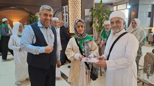 تقدیر از زائرانی که در روز تولد زائر مدینه شدند 2
