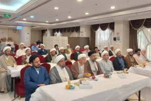 هم‌اندیشی روحانیون کاروان‌های عمره در مدینه منوره