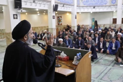 حجت الاسلام والمسلمین نواب در دیدار نوروزی با کارکنان مجموعه بعثه و سازمان حج:

ارائه خدمات بهتر در گرو مسئولیت پذیری، ایمان و اقدام درجهت رشد، بالندگی و پویائی است 5