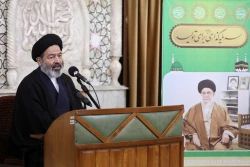 حجت الاسلام والمسلمین نواب در دیدار نوروزی با کارکنان مجموعه بعثه و سازمان حج:

ارائه خدمات بهتر در گرو مسئولیت پذیری، ایمان و اقدام درجهت رشد، بالندگی و پویائی است 7