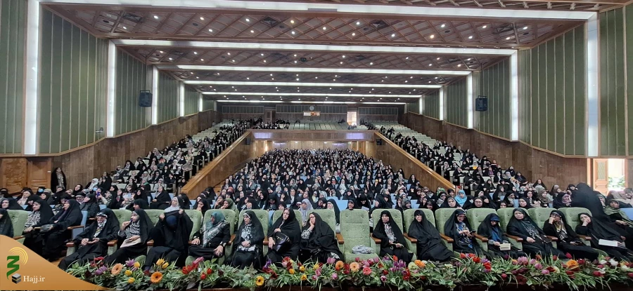در تهران برگزار شد؛

نخستین همایش‌ بانوان حج گذار کاروان های استان تهران 6