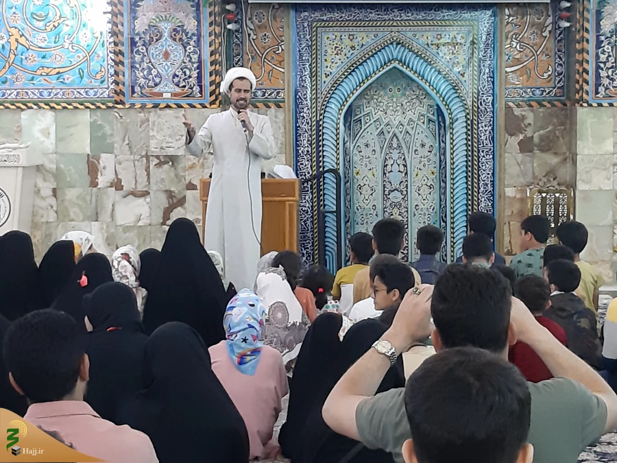 کودکان و نوجوانان زائر امام حسین علیه السلام در خیمه گاه حسینی کربلای معلی گرد هم می آیند 4