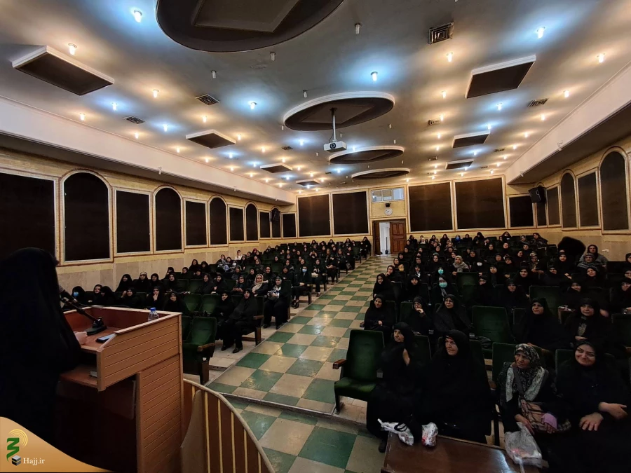 برگزاری همایش بانوان حج گزار 1404 استان لرستان 4