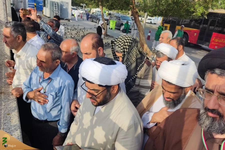 بازدید مسئول دفتر نمایندگی بعثه مکه از برنامه زیارت دوره ویژه 5