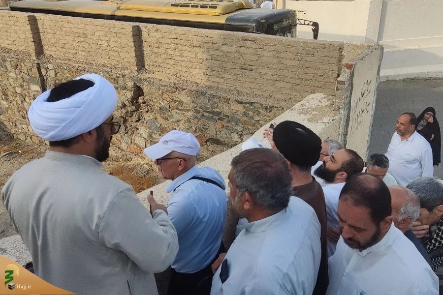 بازدید مسئول دفتر نمایندگی بعثه مکه از برنامه زیارت دوره ویژه 7