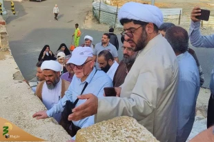 بازدید مسئول دفتر نمایندگی بعثه مکه از برنامه زیارت دوره ویژه 8