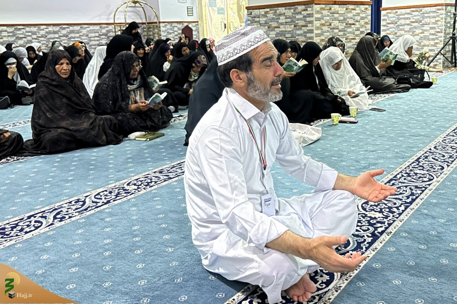حال و هوای امام رضایی شب جمعه مکه مکرمه + فیلم 5