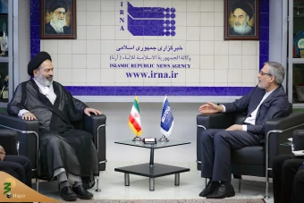 
بازدید نماینده ولی فقیه در امور حج و زیارت از خبرگزاری جمهوری اسلامی
 2