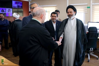 
بازدید نماینده ولی فقیه در امور حج و زیارت از خبرگزاری جمهوری اسلامی
 18