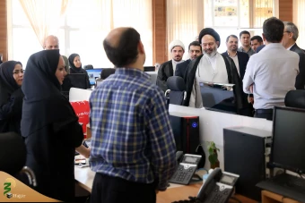 
بازدید نماینده ولی فقیه در امور حج و زیارت از خبرگزاری جمهوری اسلامی
 9