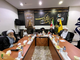 مسئول دفتر نمایندگی بعثه در مکه تأکید کرد،

حضور فعالانه روحانیون کاروان‌ها در هدایت معنوی و فقهی زائران 2
