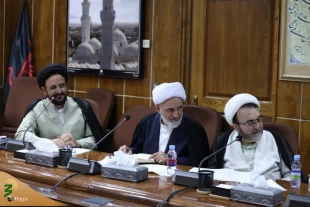 انعقد الاجتماع الارشادی لوسطاء تقییم الخدام الثقافیة فی حج 1404هـ. 4