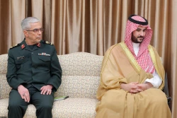 تقدیم پیام پادشاه عربستان به رهبر انقلاب 8
