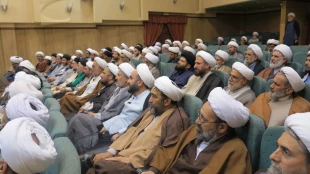 همایش روحانیون کاروان های حج 1404 خراسان رضوی برگزار شد
 2