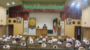 همایش روحانیون کاروان های حج 1404 خراسان رضوی برگزار شد
 2