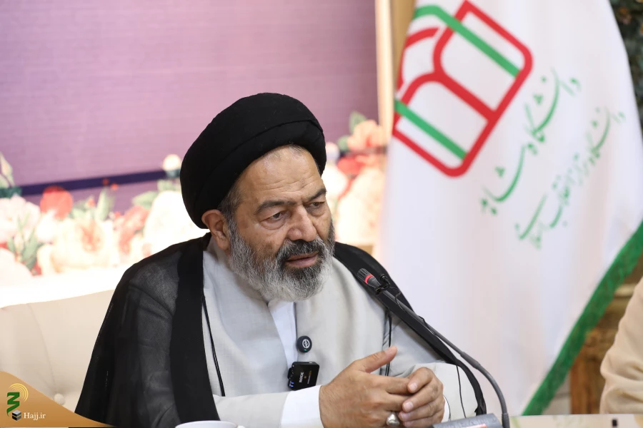 نماینده ولی فقیه در امور حج و زیارت در جمع دانشجویان بین‌المللی دانشگاه شاهد؛

علم بدون معنویت و انسانیت، جنایت بزرگ غزه را عادی سازی می کند 4