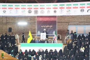 نماینده ولی فقیه در آذربایجان‌شرقی در مراسم آموزش توجیهی زائران حج تمتع مطرح کرد،
حج یعنی رهاشدن از منیت و رسیدن به کمال الهی است. 2