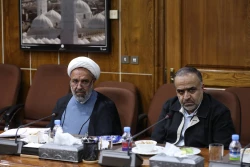 سفیر عربستان در ایران در دیدار با نماینده ولی فقیه در امور حج و زیارت:
بعثه ایران جزو بهترین بعثه ها در حج و عمره است 13