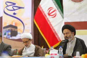 نماینده ولی فقیه در امور حج و زیارت:

حج ظرفیت عظیم برای امت‌سازی اسلامی دارد