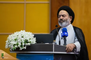 نماینده ولی فقیه در امور حج و زیارت:
ارزش کار خادمان سلامت حج "تالی ِ‌تلو شهادت" است 6