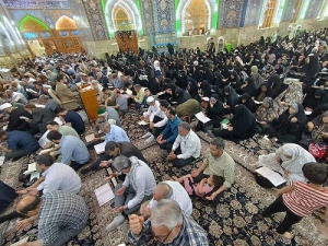 برگزاری دعای کمیل همزمان با دهه کرامت  در خیمه گاه حسینی 
