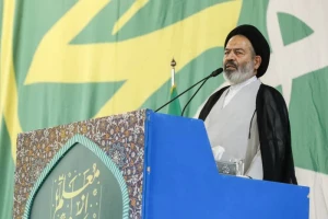 ممثل الولي الفقيه في شؤون الحج و الزيارة في صلاة الجمعة بطهران: من هي الفئات التي تشترك في أجر الحجاج؟