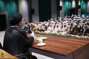 أکد ممثل الولی الفقیه فی شؤون الحج و الزیارة فی لقاء مع الخدام الثقافیة لاهل السنة علی الشکر و الامتنان للدعم الجماعی لعلماء العالم الإسلامی للمظلومین فی فلسطین 5