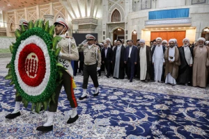 تجديد عهد مسوولي منظمة الحج و الزيارة بتطلعات الإمام الخميني