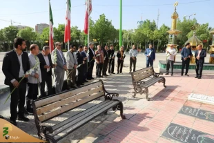 بمناسبت گرامیداشت هفته حج :
تجدید میثاق کارگزاران حج استان مرکزی با شهدا  5