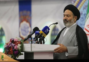 گزارش تصویری/ آئین معنوی بدرقه زائران بیت الله الحرام با حضور نماینده ولی فقیه 2