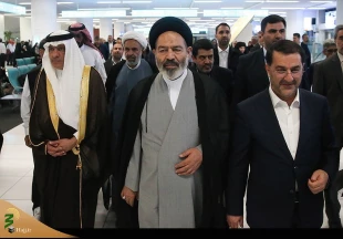 گزارش تصویری/ آئین معنوی بدرقه زائران بیت الله الحرام با حضور نماینده ولی فقیه 7