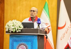 بارگیری ٣٠٠ قلم دارو و تجهیزات پزشکی برای ارسال به عربستان