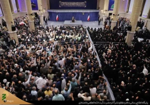 Hajj agents meet with the Leader of Revolution 8