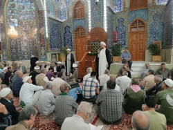 جشن میلاد امام رضا(ع) در حرم سید مظلومان و امام و سفینه النجات امت با حضور زائران ایرانی  و با استقبال زائرانی از ملیت های مختلف برگزار شد 2