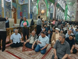 جشن میلاد امام رضا(ع) در حرم سید مظلومان و امام و سفینه النجات امت با حضور زائران ایرانی  و با استقبال زائرانی از ملیت های مختلف برگزار شد 4