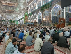 جشن میلاد امام رضا(ع) در حرم سید مظلومان و امام و سفینه النجات امت با حضور زائران ایرانی  و با استقبال زائرانی از ملیت های مختلف برگزار شد 15
