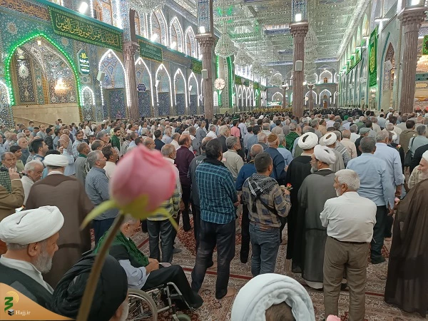 جشن میلاد امام رضا(ع) در حرم سید مظلومان و امام و سفینه النجات امت با حضور زائران ایرانی  و با استقبال زائرانی از ملیت های مختلف برگزار شد 18