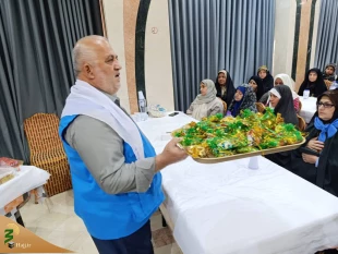جشن‌های خودجوش زائران ایرانی برای میلاد امام رضا (ع) در مدینه 2