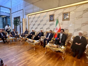 Head of Iranian Pilgrims Departs for Land of Revelation