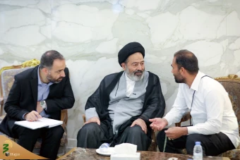 دیدار صمیمی سرپرست حجاج ایرانی با زائران کشورمان درمدینه منوره _ 1 19