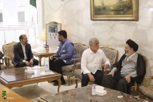 حوار حميم و طويل بين رئيس بعثة الحجاج الإيرانيين و الحجاج في فندق المدينة الجديدة 2