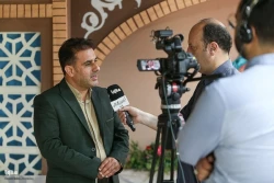 سرپرست کاروان قرآنی نور خبر داد

برگزاری ۲۲۰ محفل قرآنی در موسم حج  2